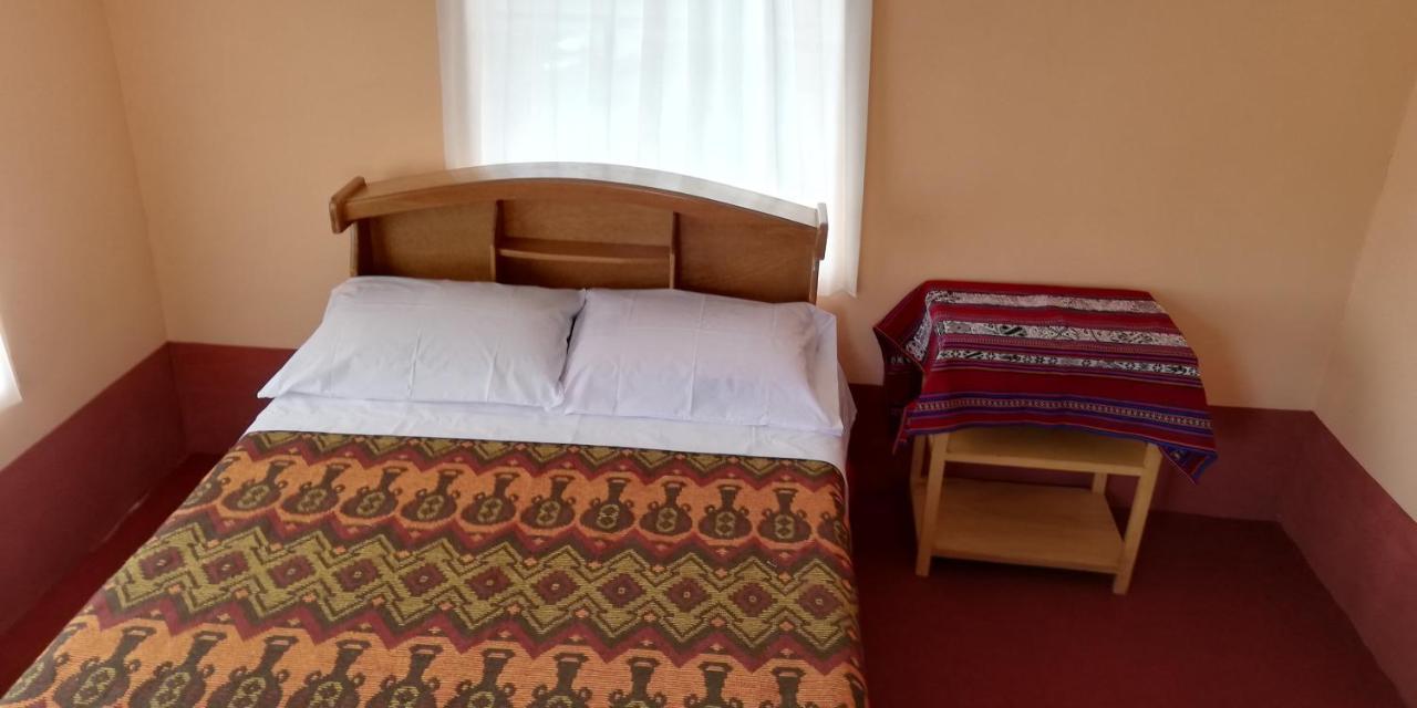 Taquile Hospedaje Mario Huillanopampa Habitación foto